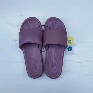 Women’s All in Motion Slides Purple Size 9